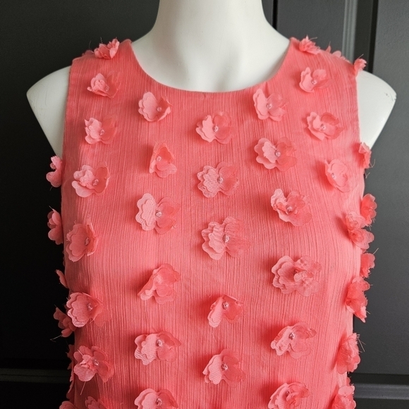 Karl Lagerfeld Paris Solid Floral Coral Applique Shift Sz 4 - Picture 4 of 9